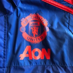 Manchester United wind breaker